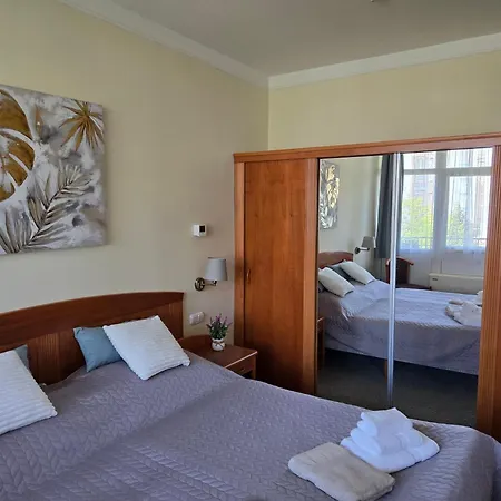 Room4u & Wellness * Залакарош