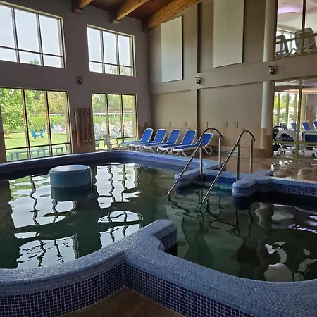 شقة Room4u & Karos Wellness *