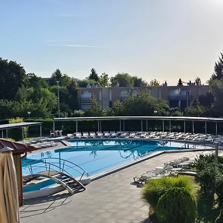 Apartament Room4u & Karos Wellness Zalakaros